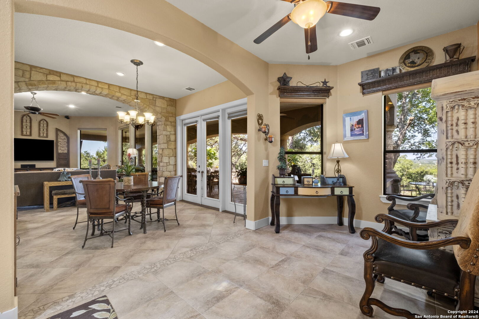 151 HILL MYNA LN