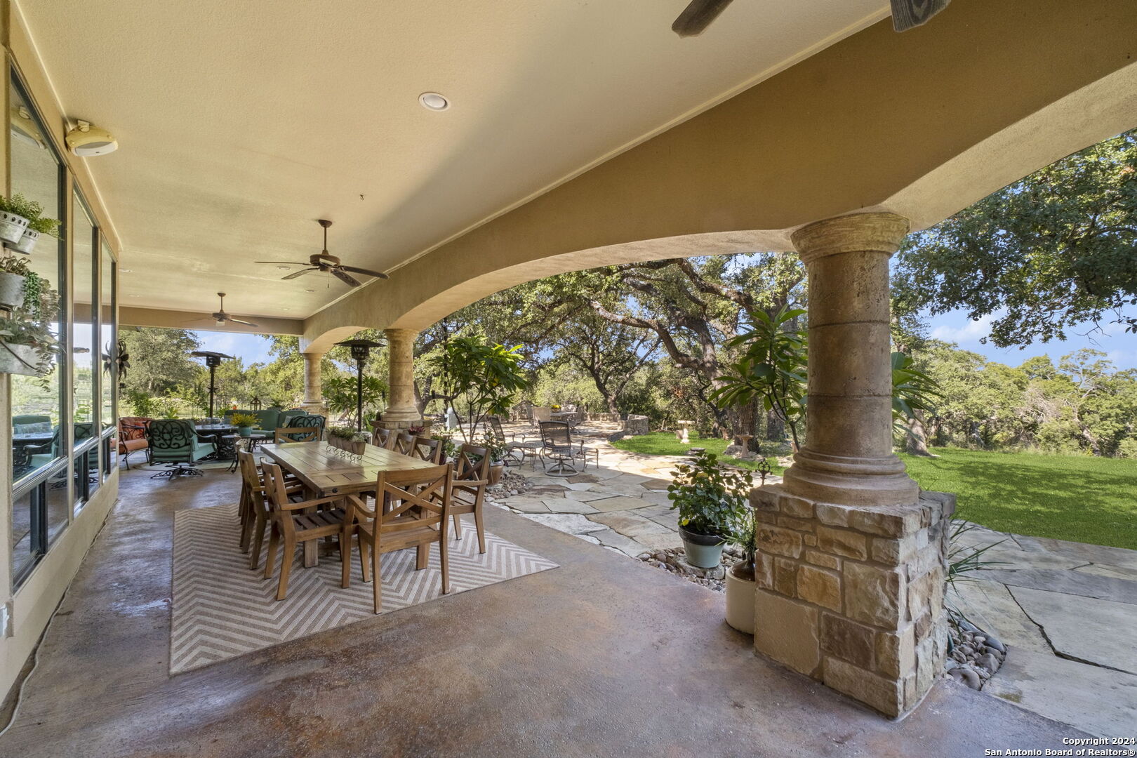 151 HILL MYNA LN