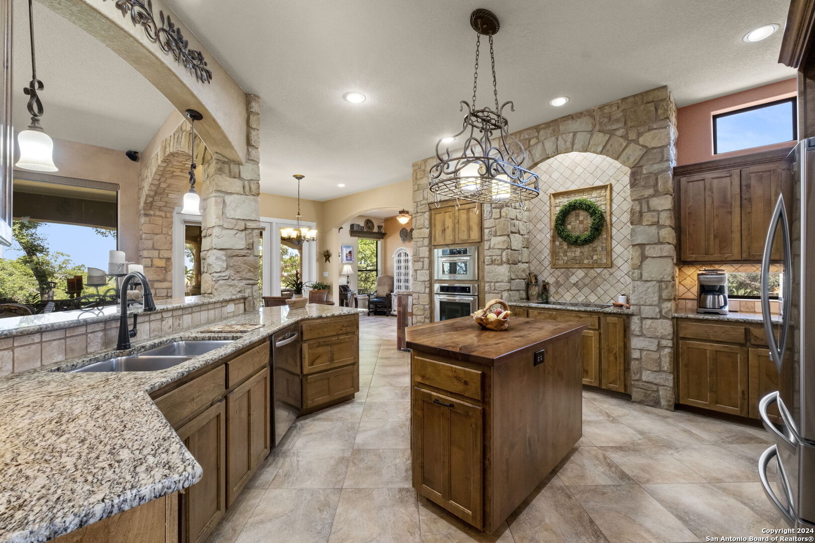 151 HILL MYNA LN