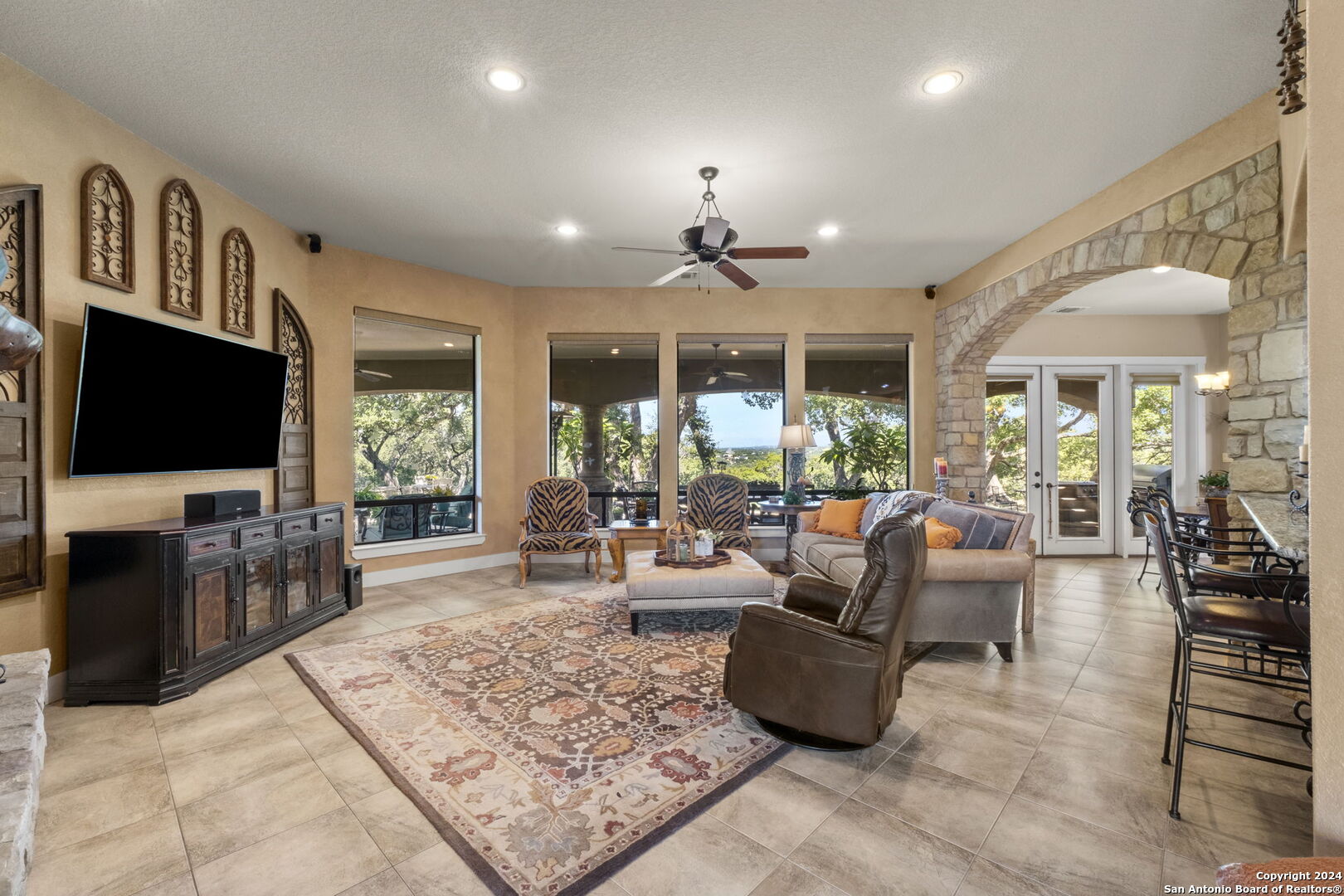 151 HILL MYNA LN