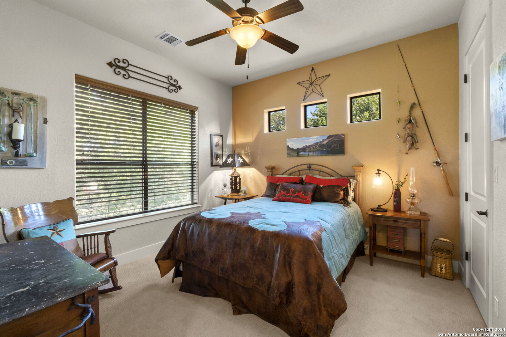 151 HILL MYNA LN