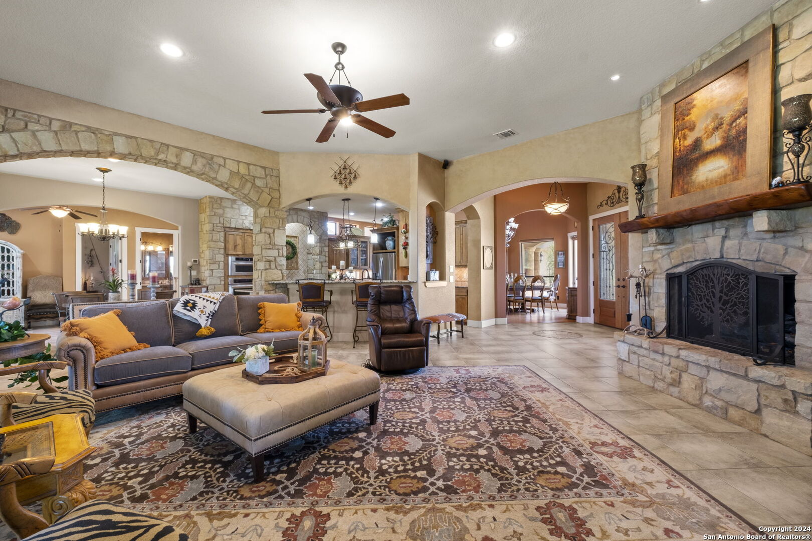 151 HILL MYNA LN