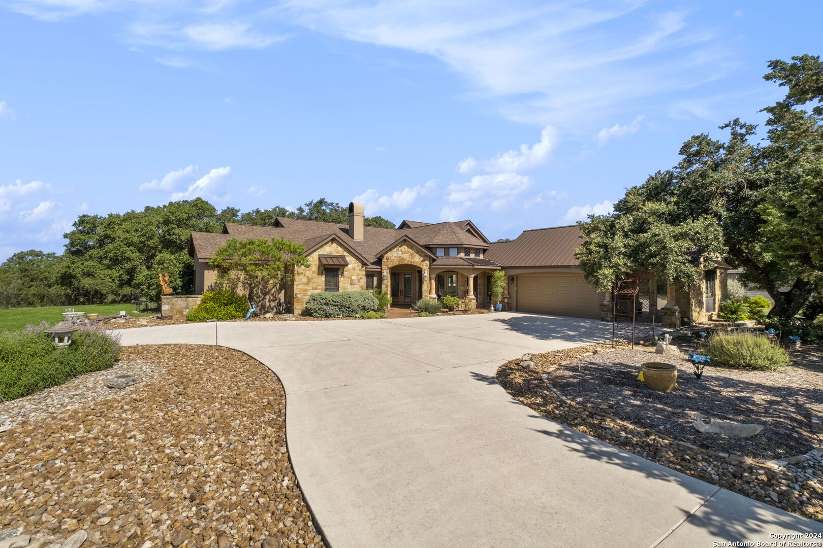 151 HILL MYNA LN