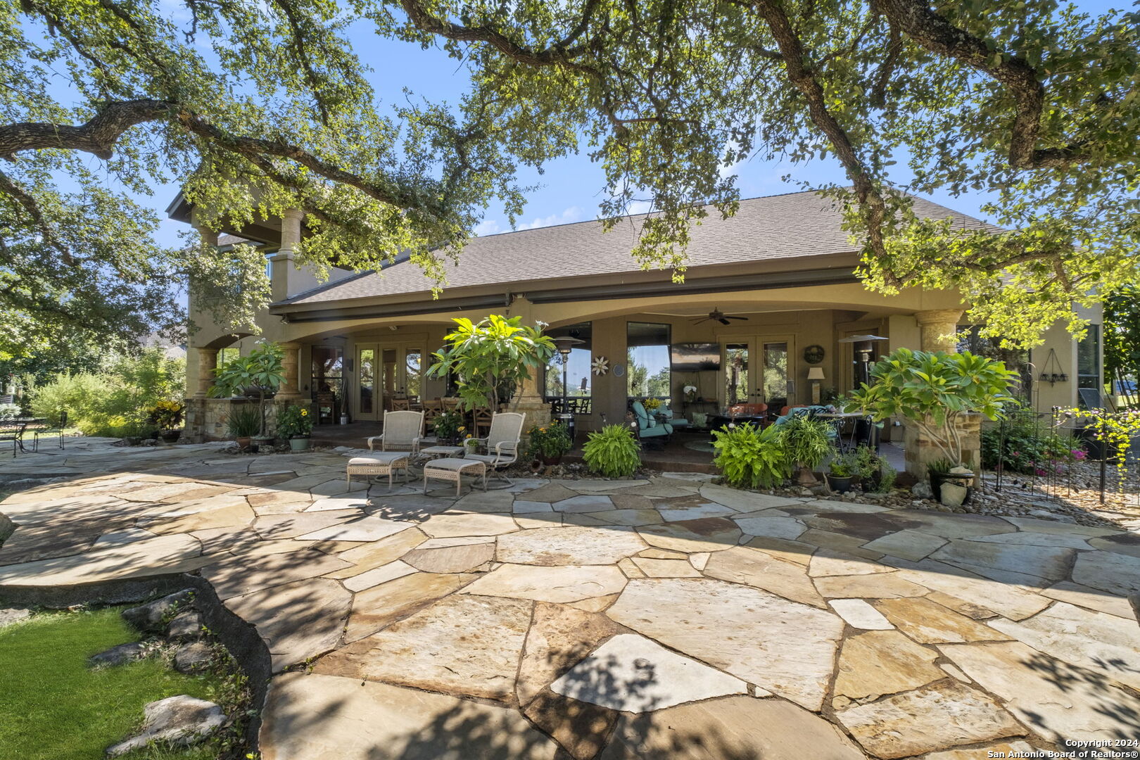 151 HILL MYNA LN
