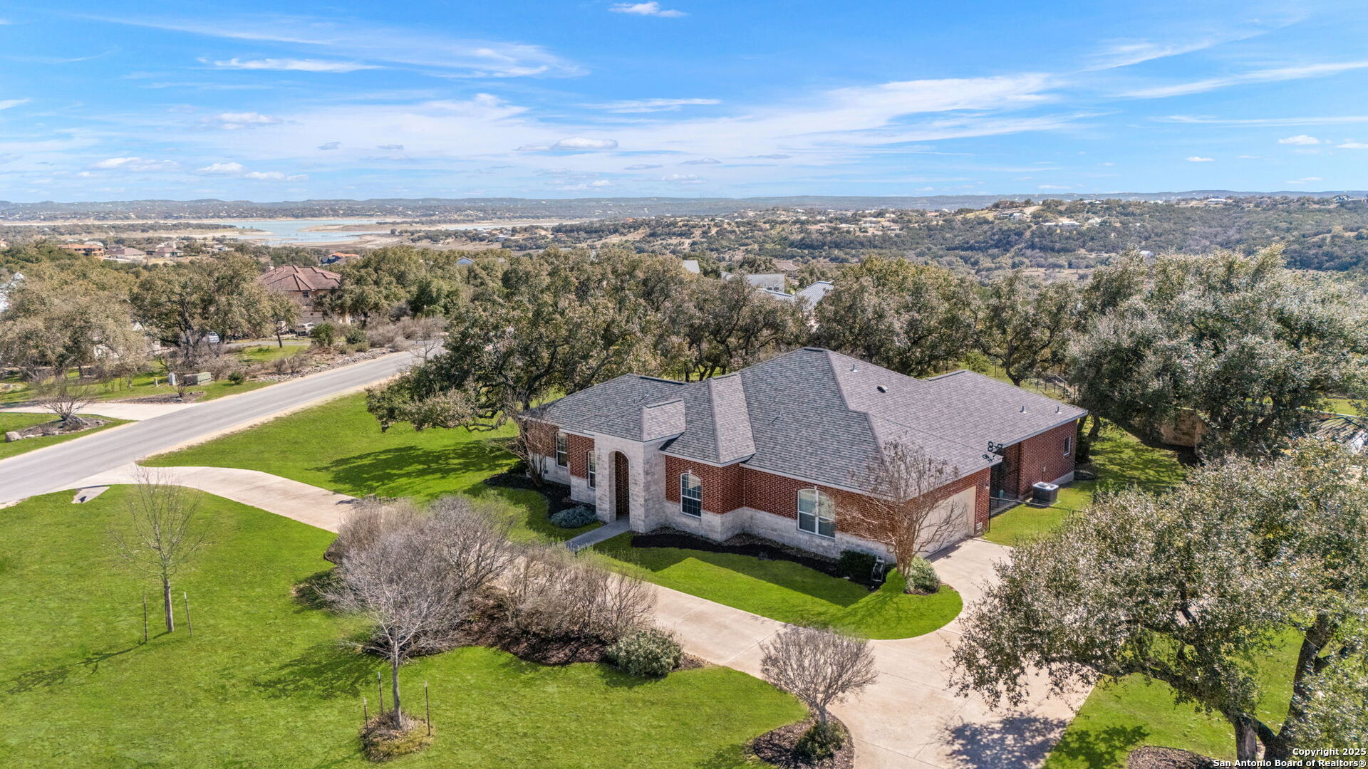 202 Charon Pt