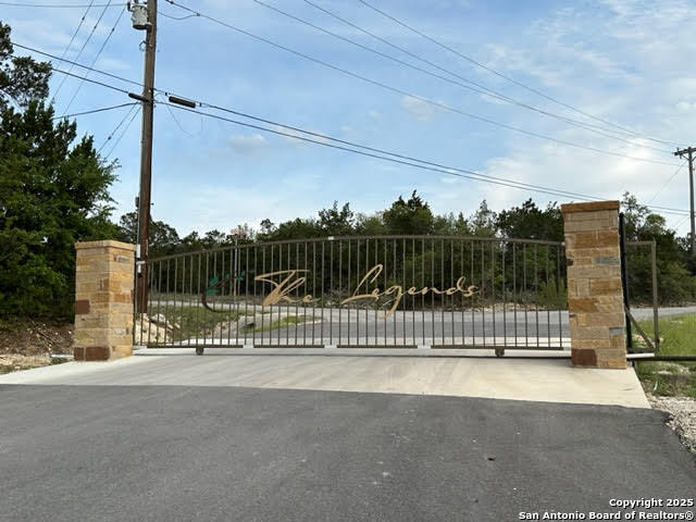 1074 Madrone Road