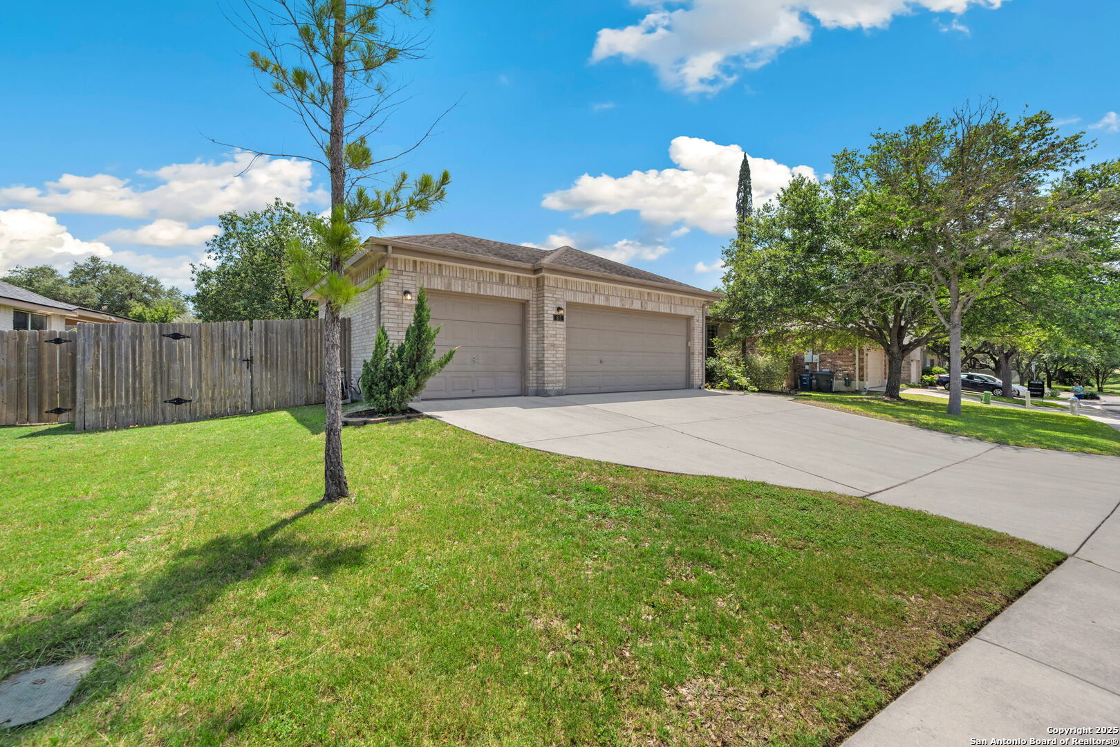 817 Walzem Mission