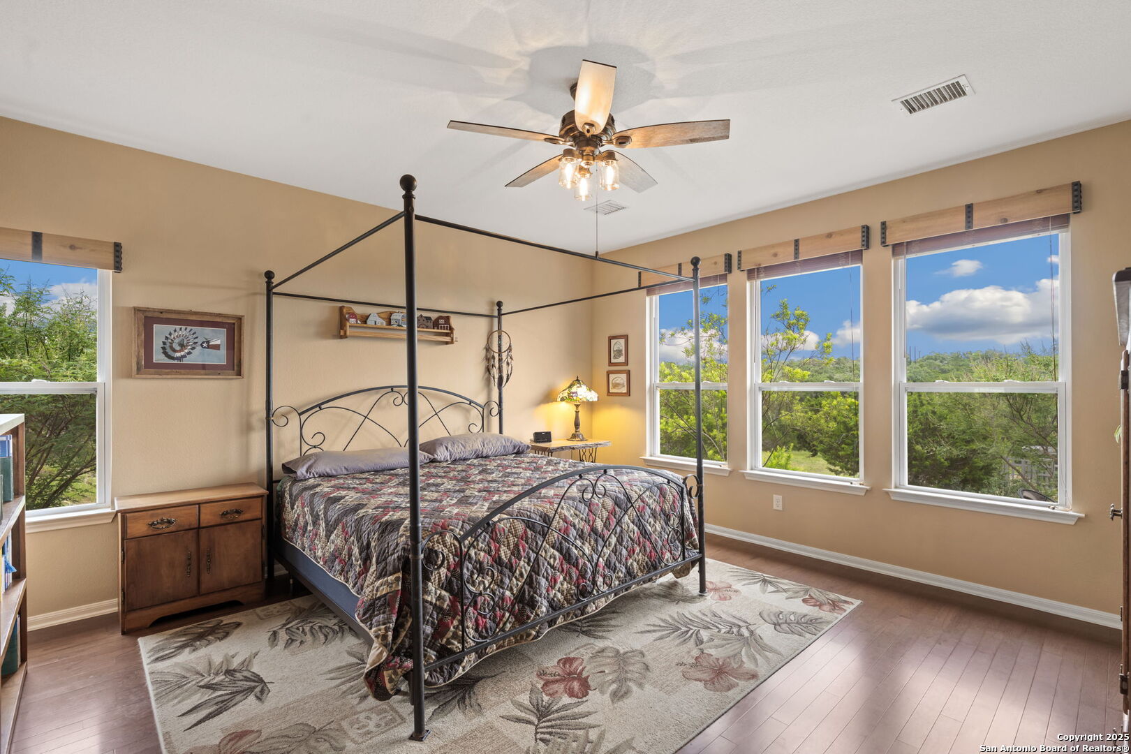 212 Vista View