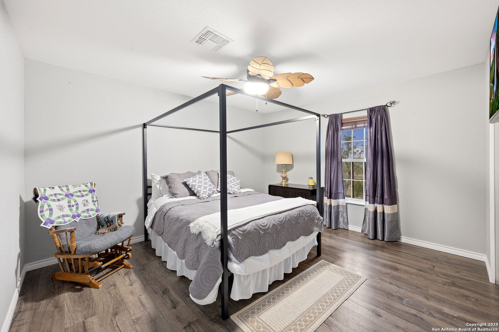 1575 Live Oak Drive