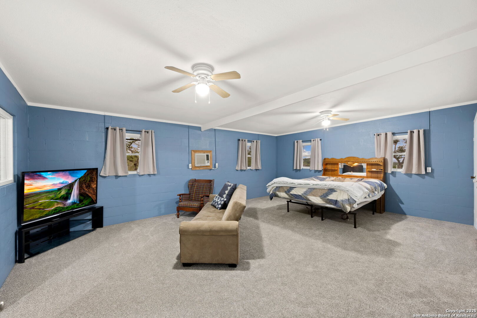 1575 Live Oak Drive