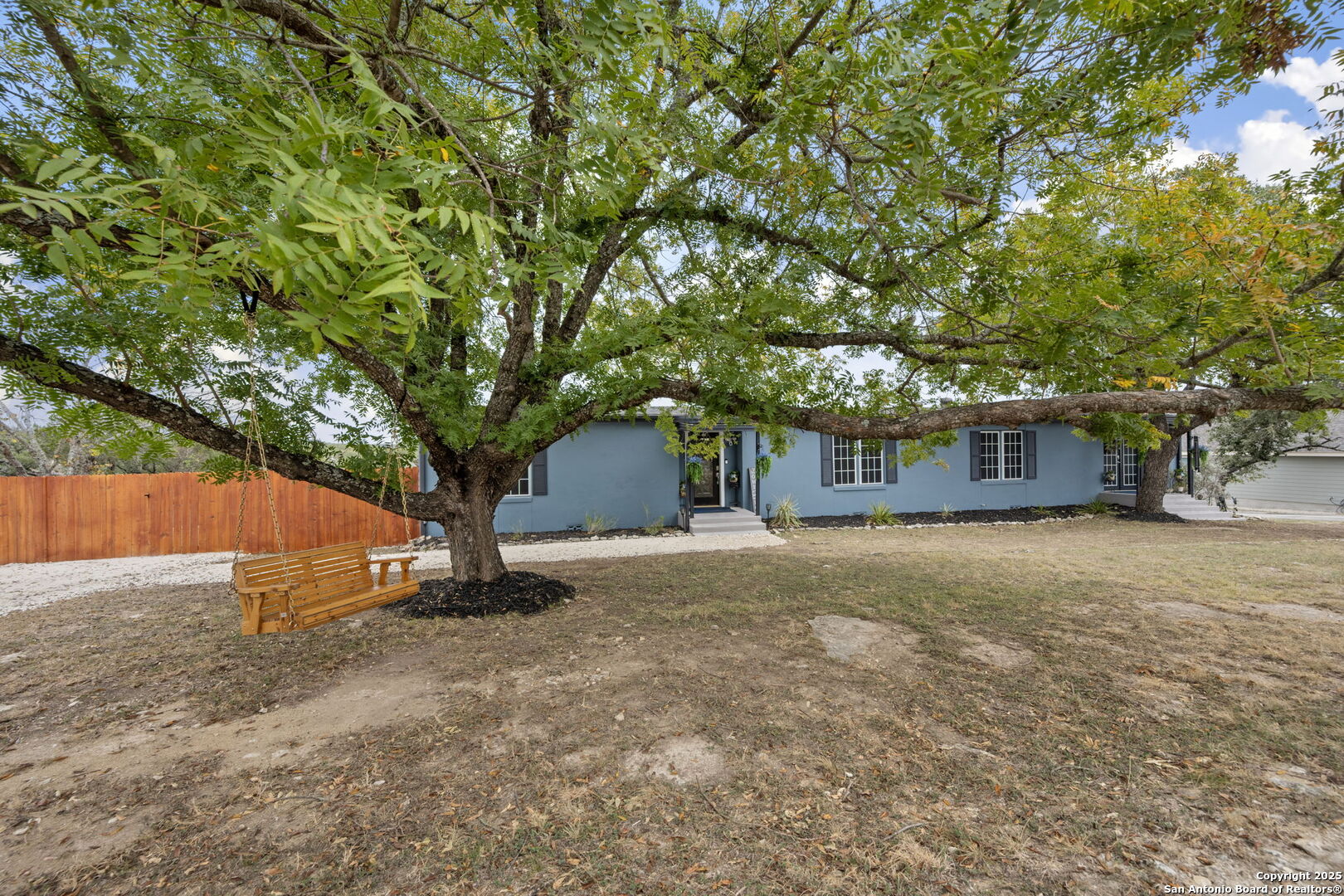 1575 Live Oak Drive