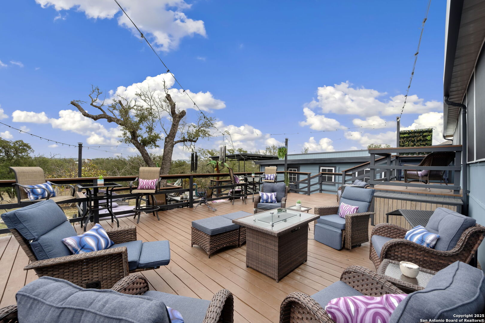 1575 Live Oak Drive