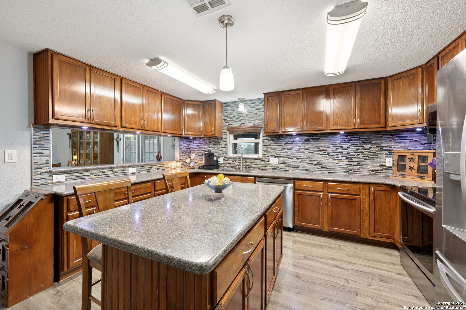 1575 Live Oak Drive