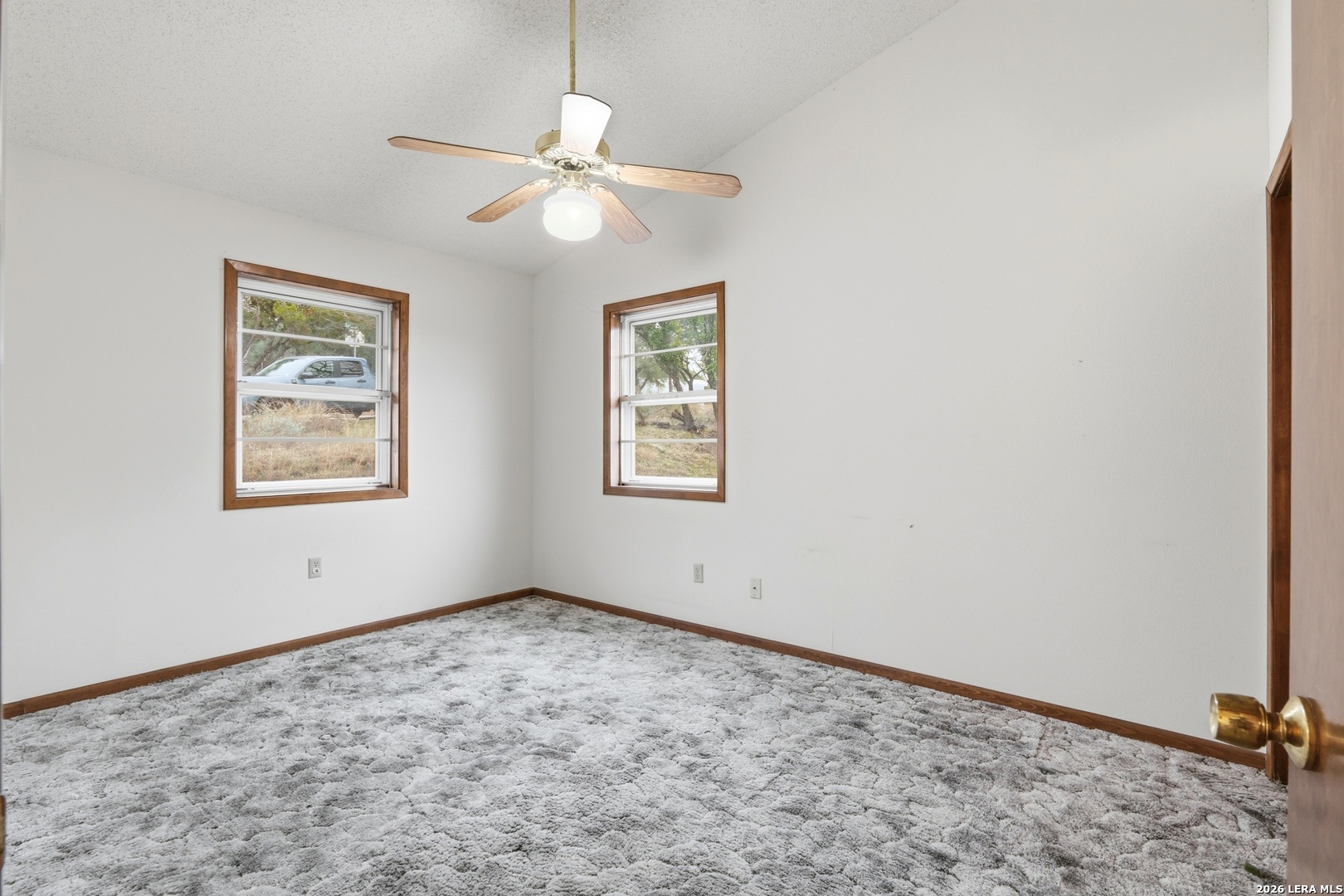 333 Tamarack