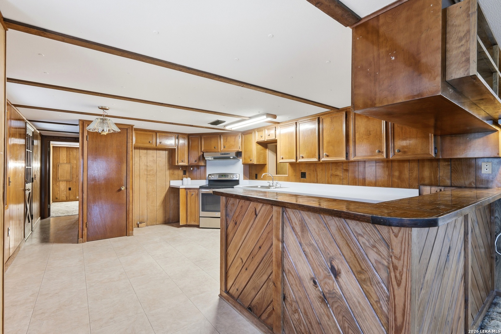 333 Tamarack