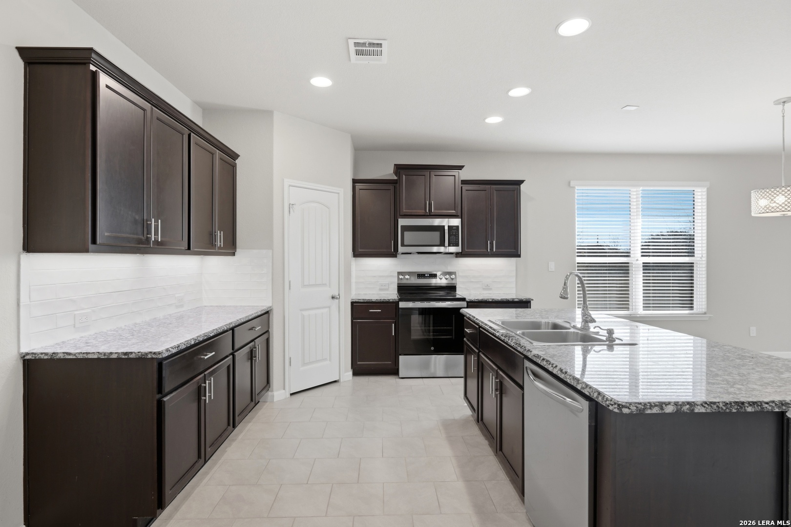 533 San Jacinto