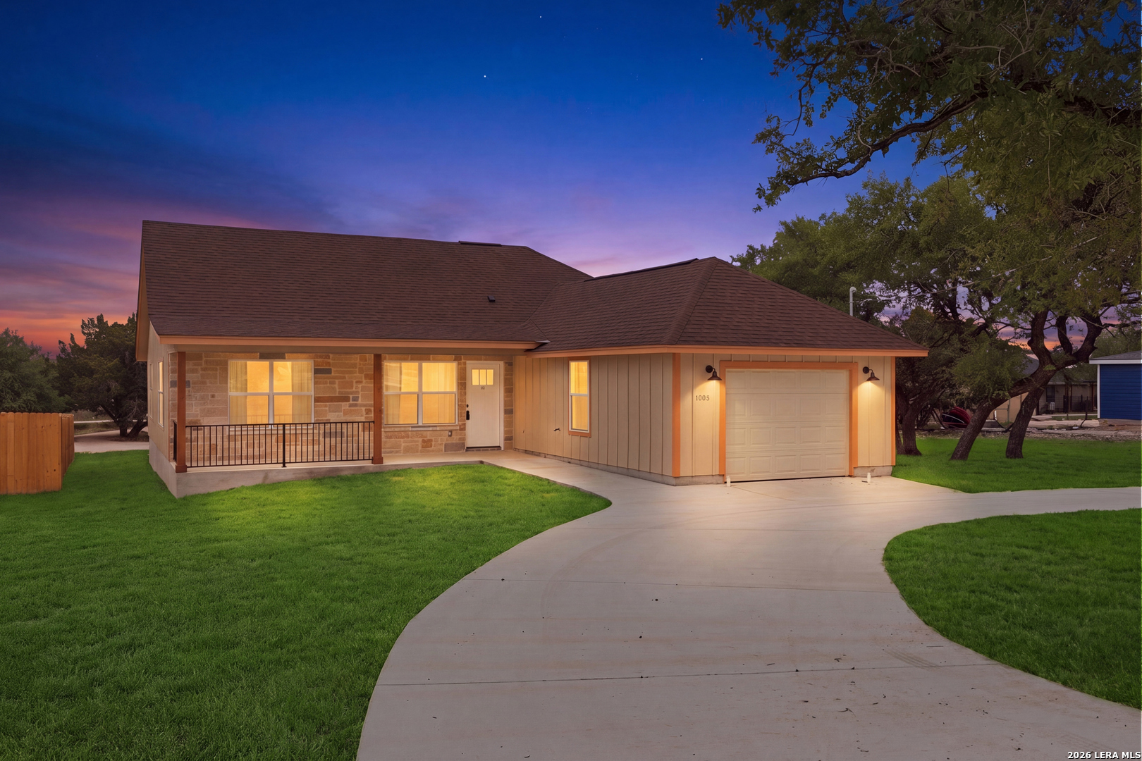 1544 Rimrock Cove