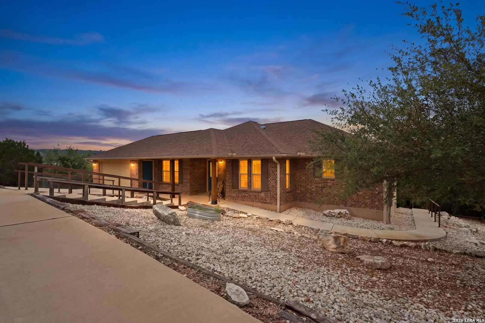 1485 YAUPON DR