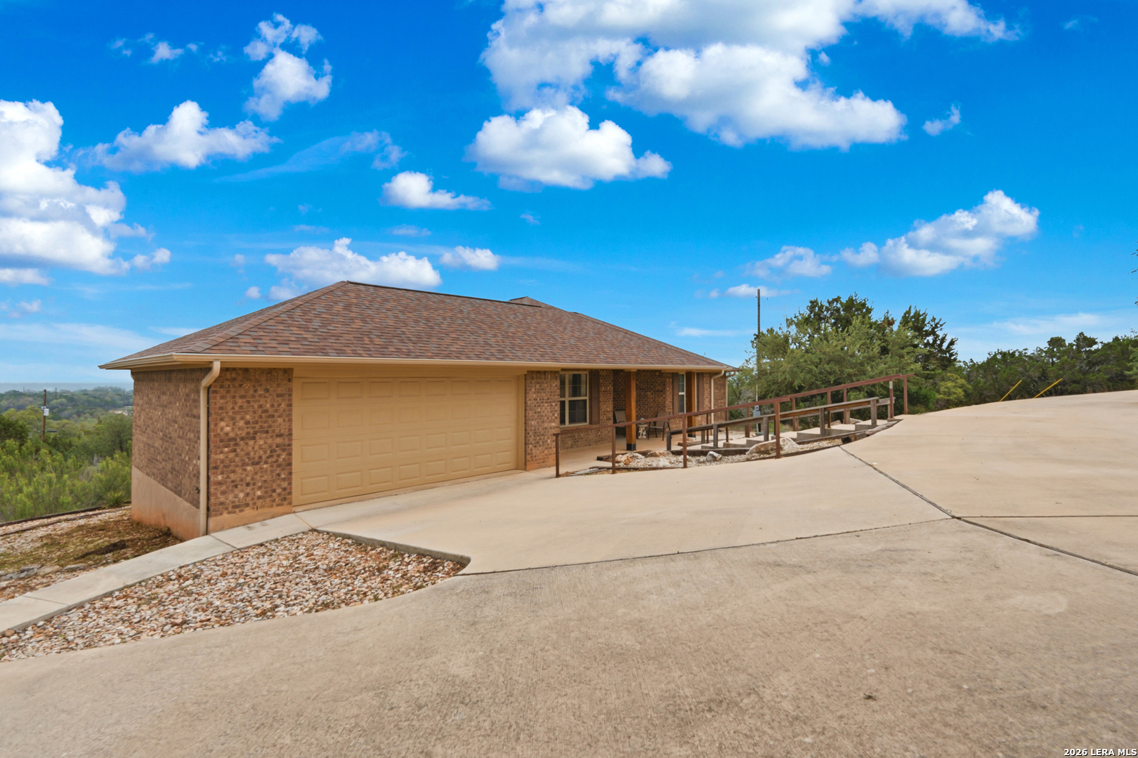 1485 YAUPON DR