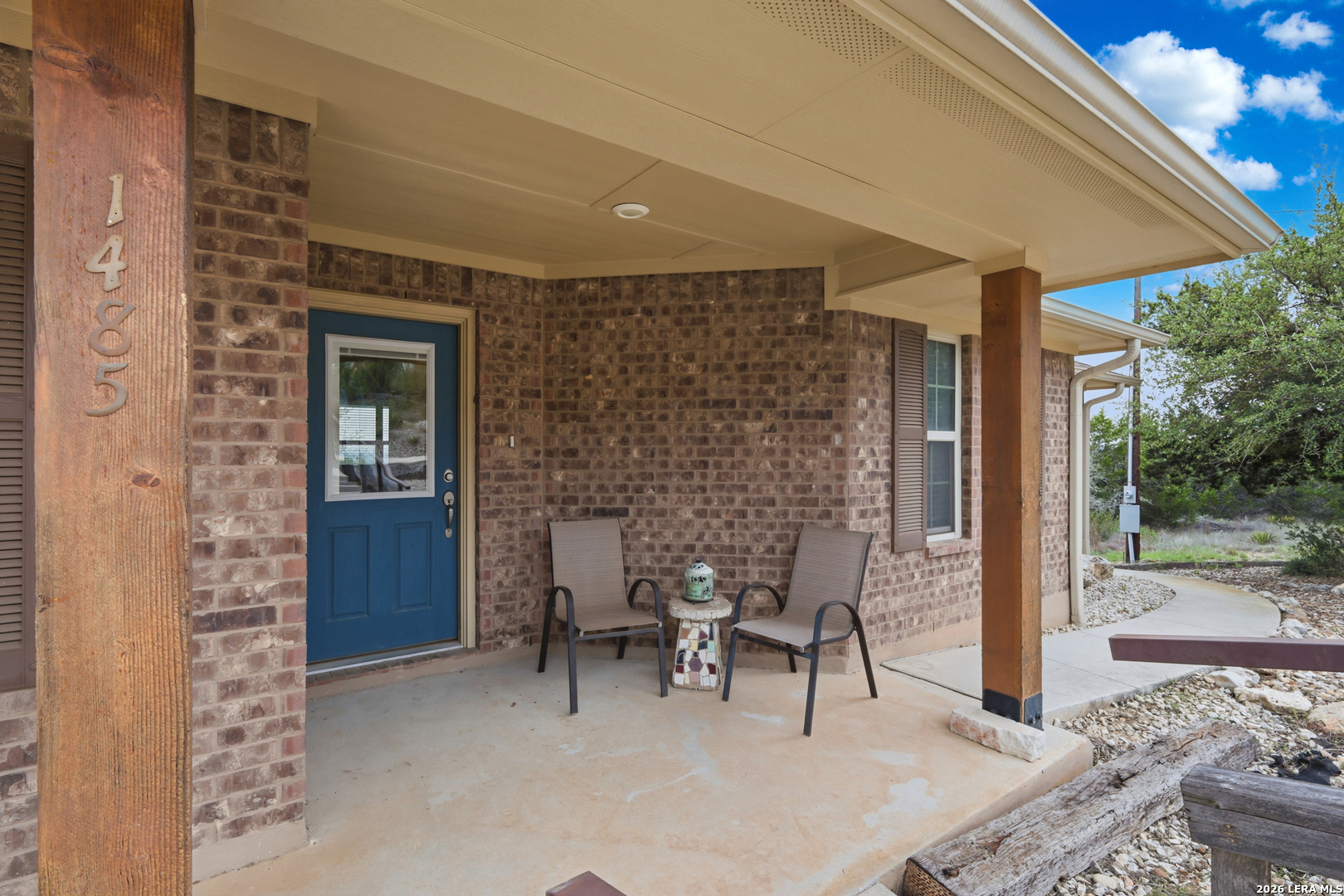1485 YAUPON DR