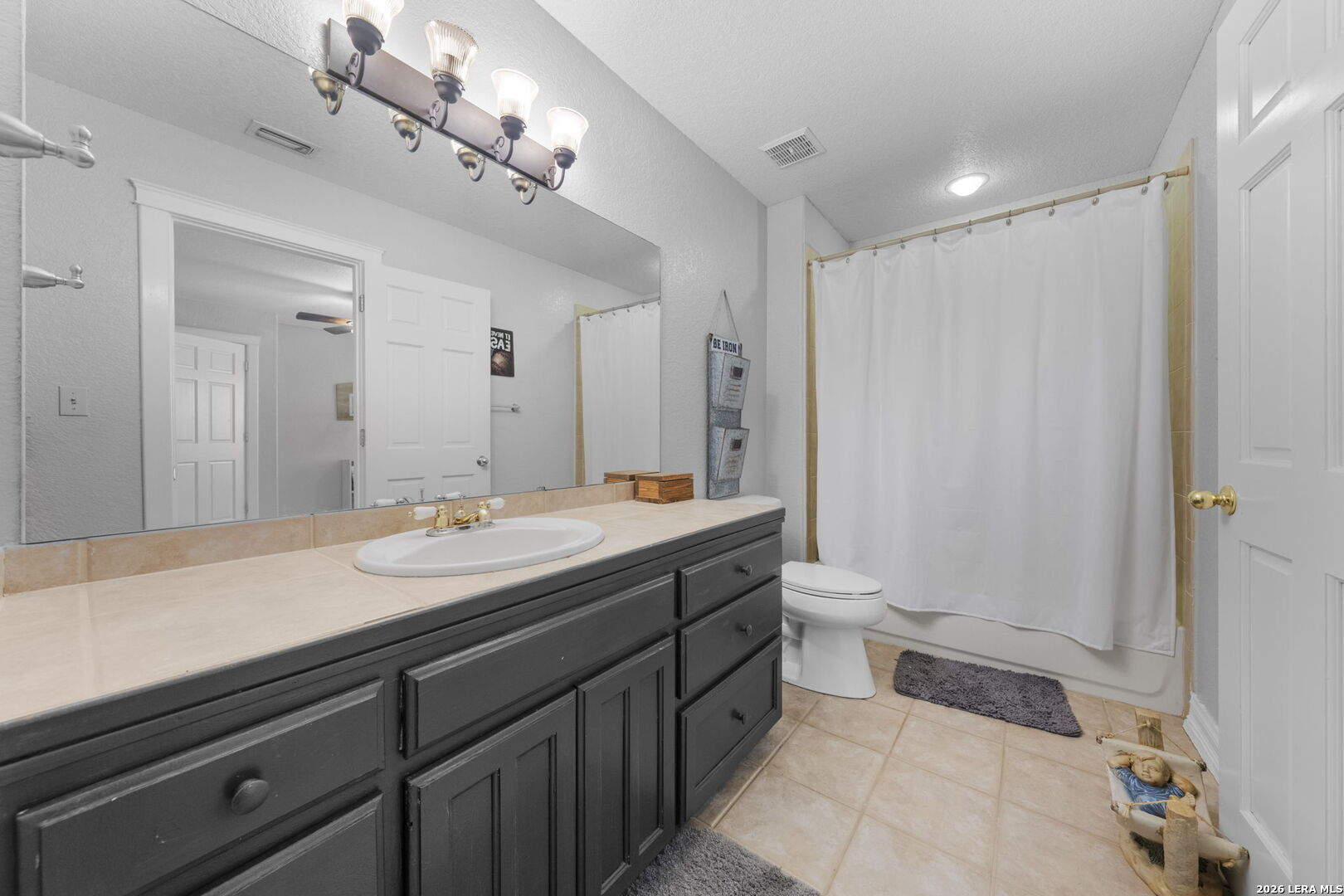 211 BENTWOOD DR
