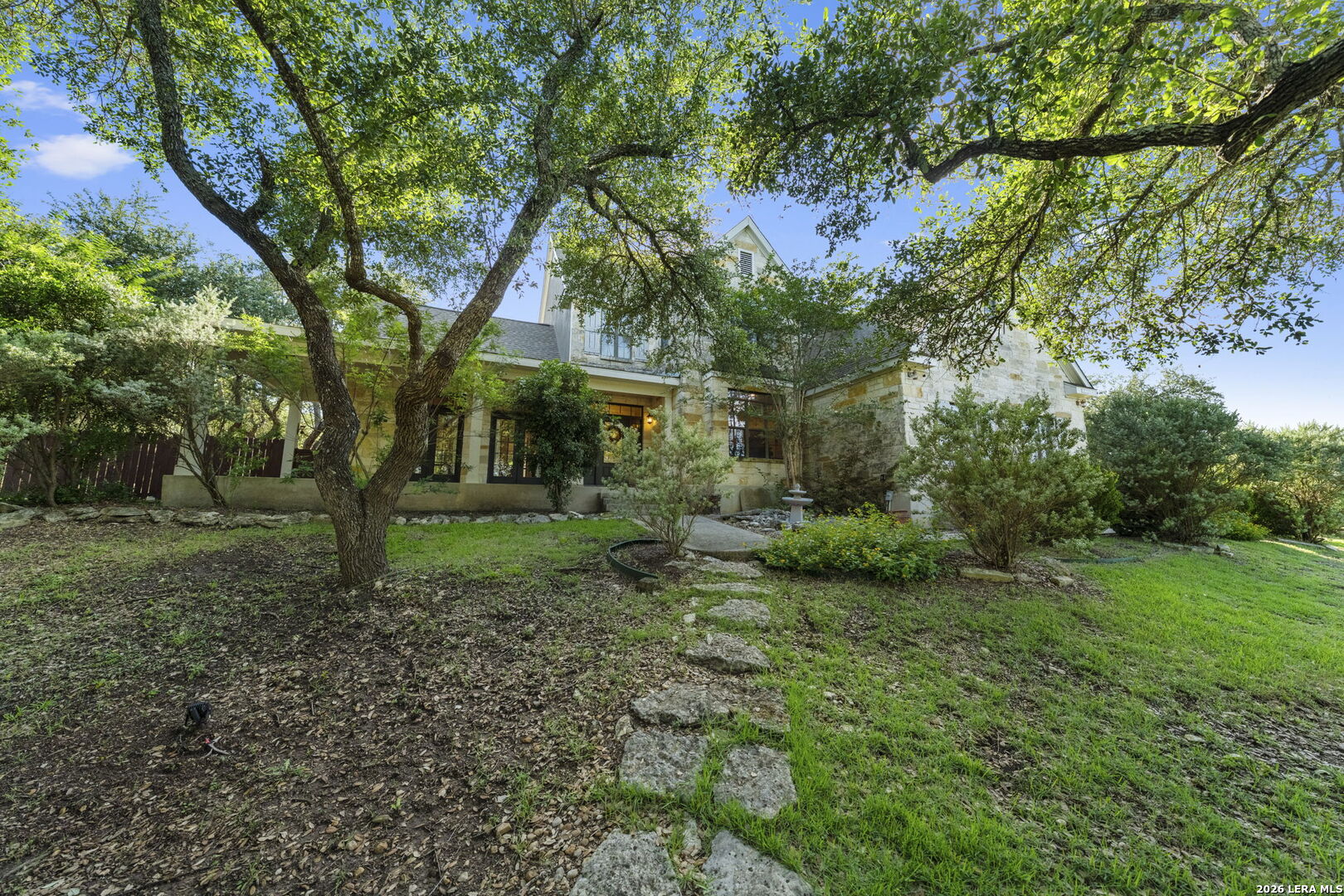 211 BENTWOOD DR