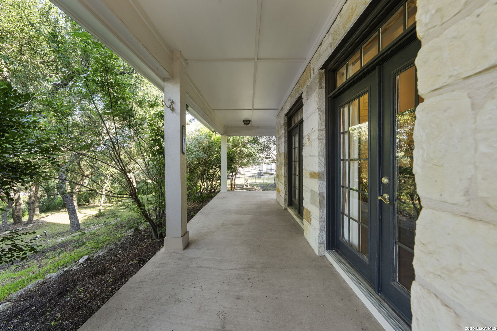 211 BENTWOOD DR