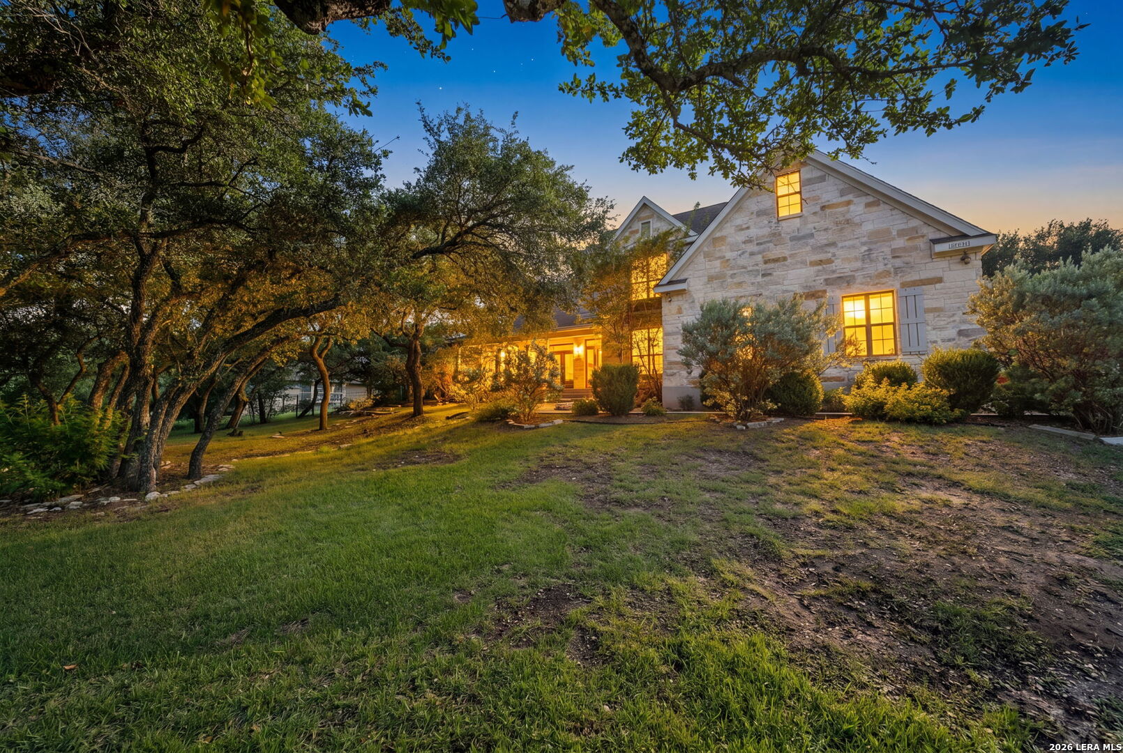 211 BENTWOOD DR