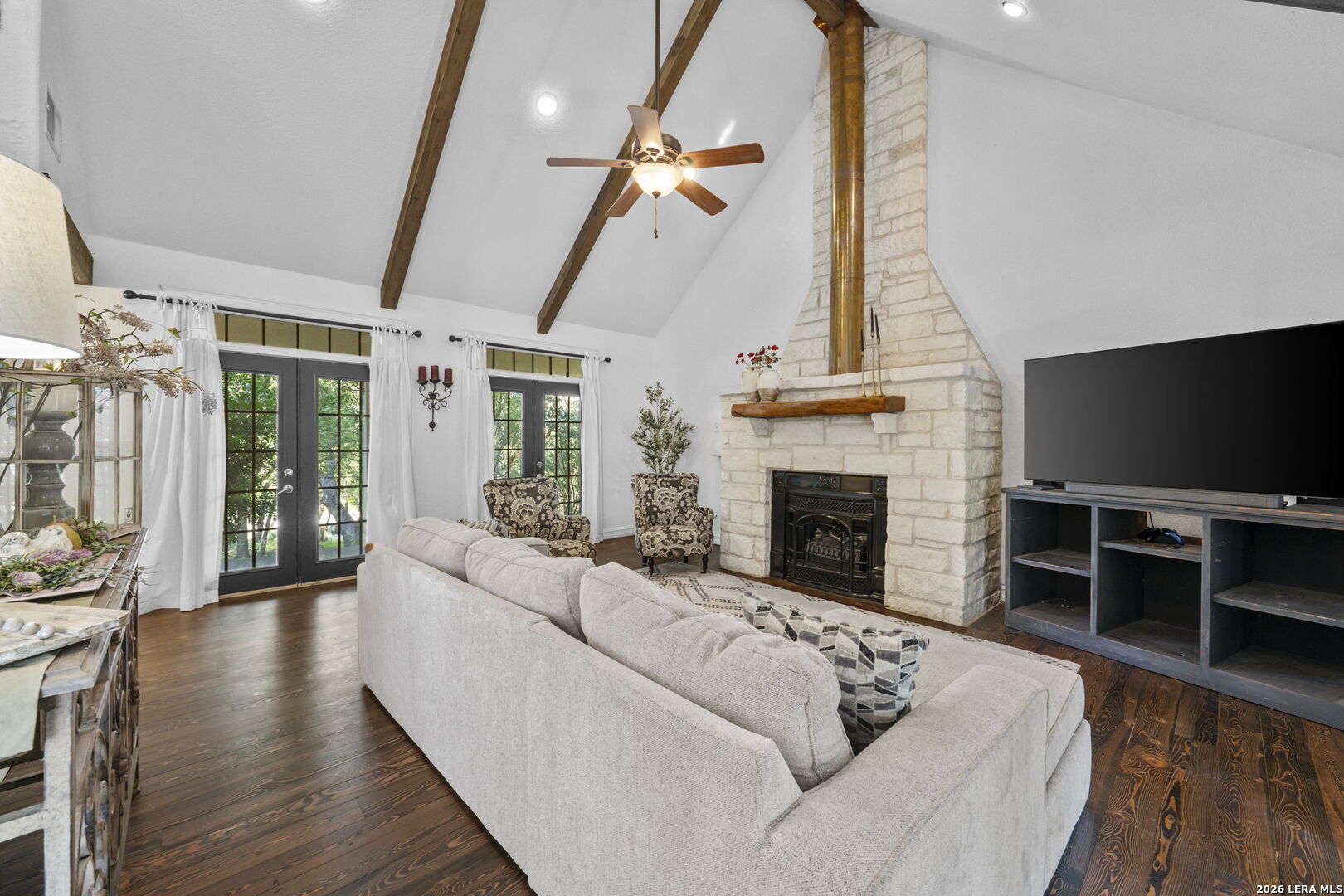 211 BENTWOOD DR