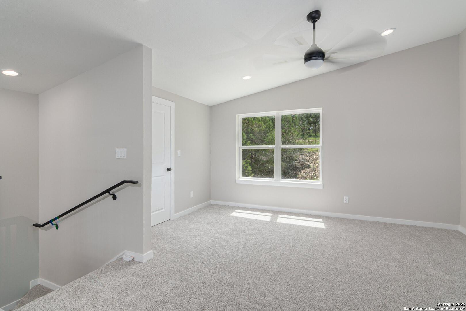 2004 CEDAR HILL DR Unit: 1
