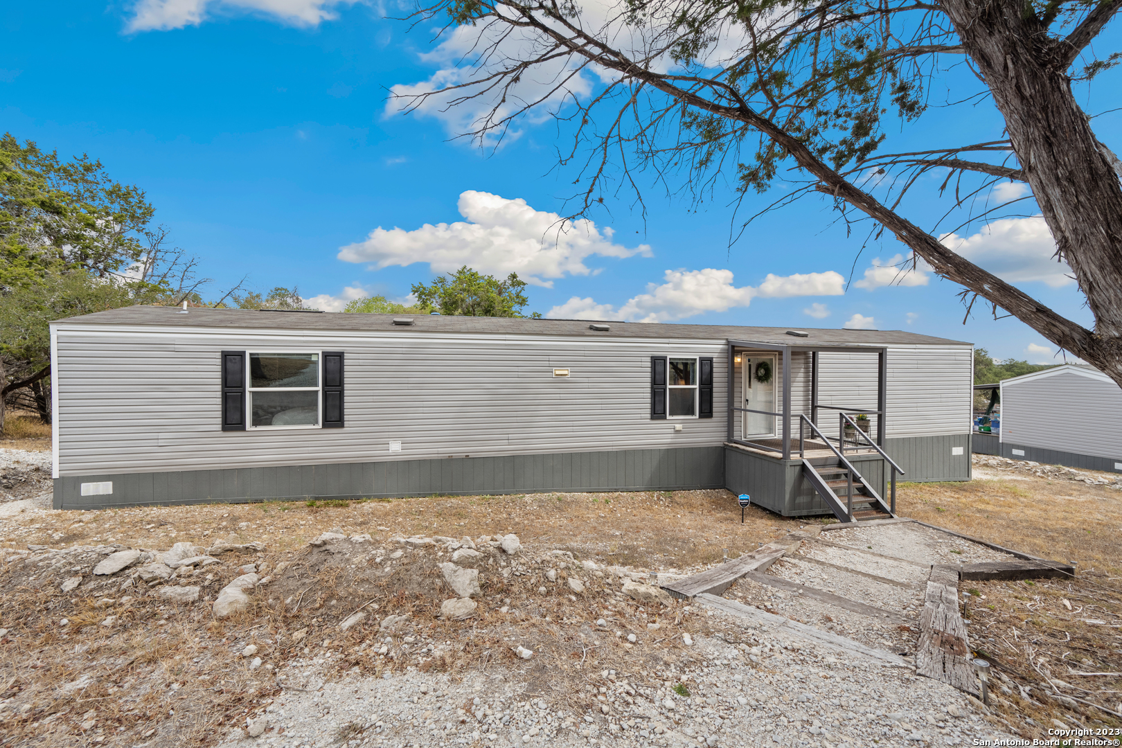 10450 REBECCA CREEK RD
