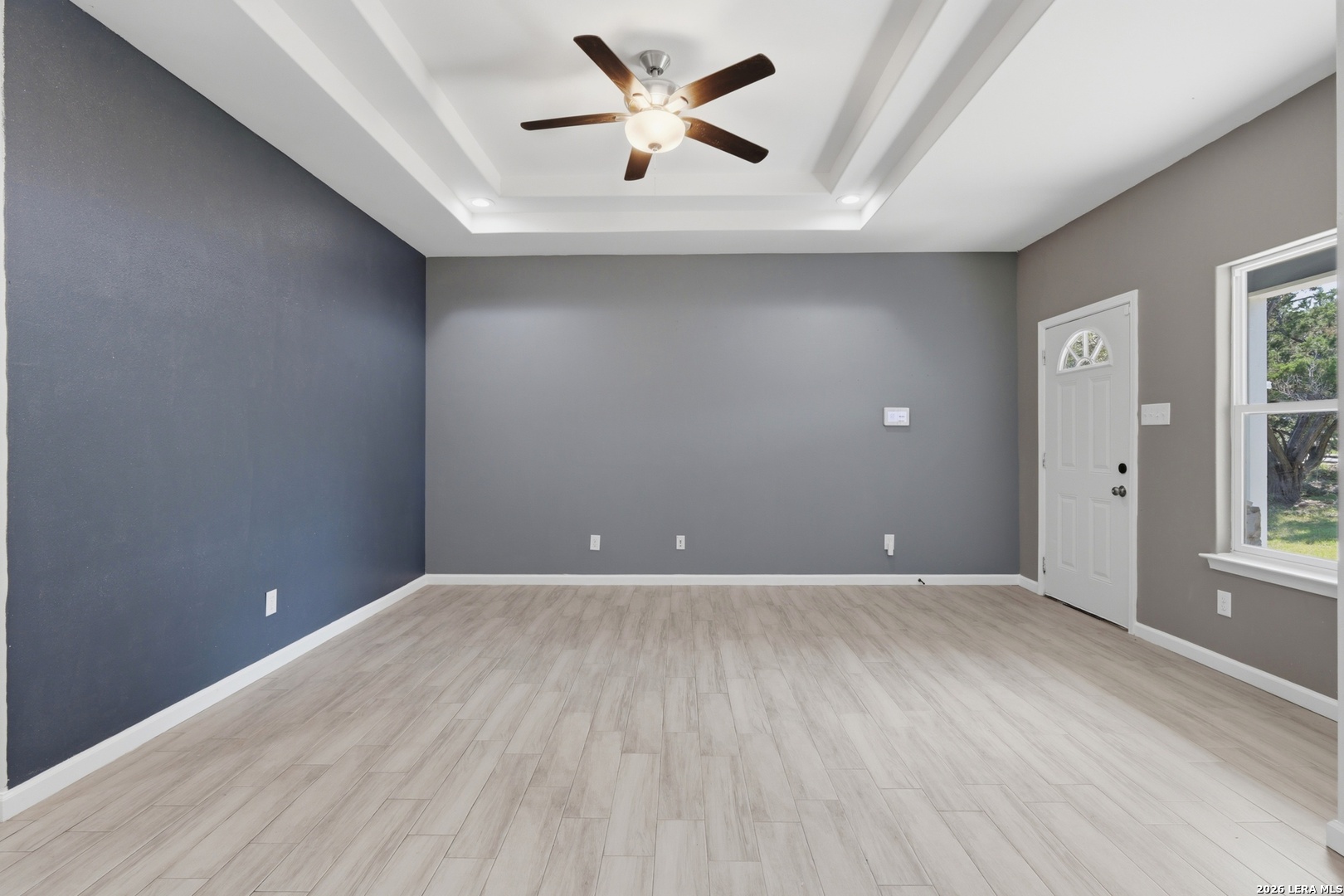 1135 Hedgestone