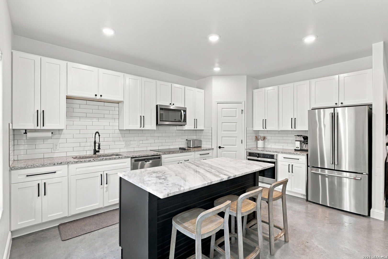 348 FAWN DR
