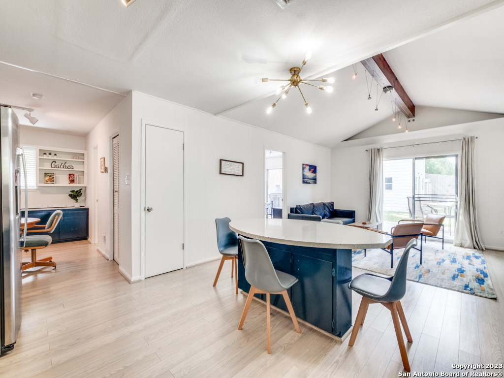 651 HANCOCK RD