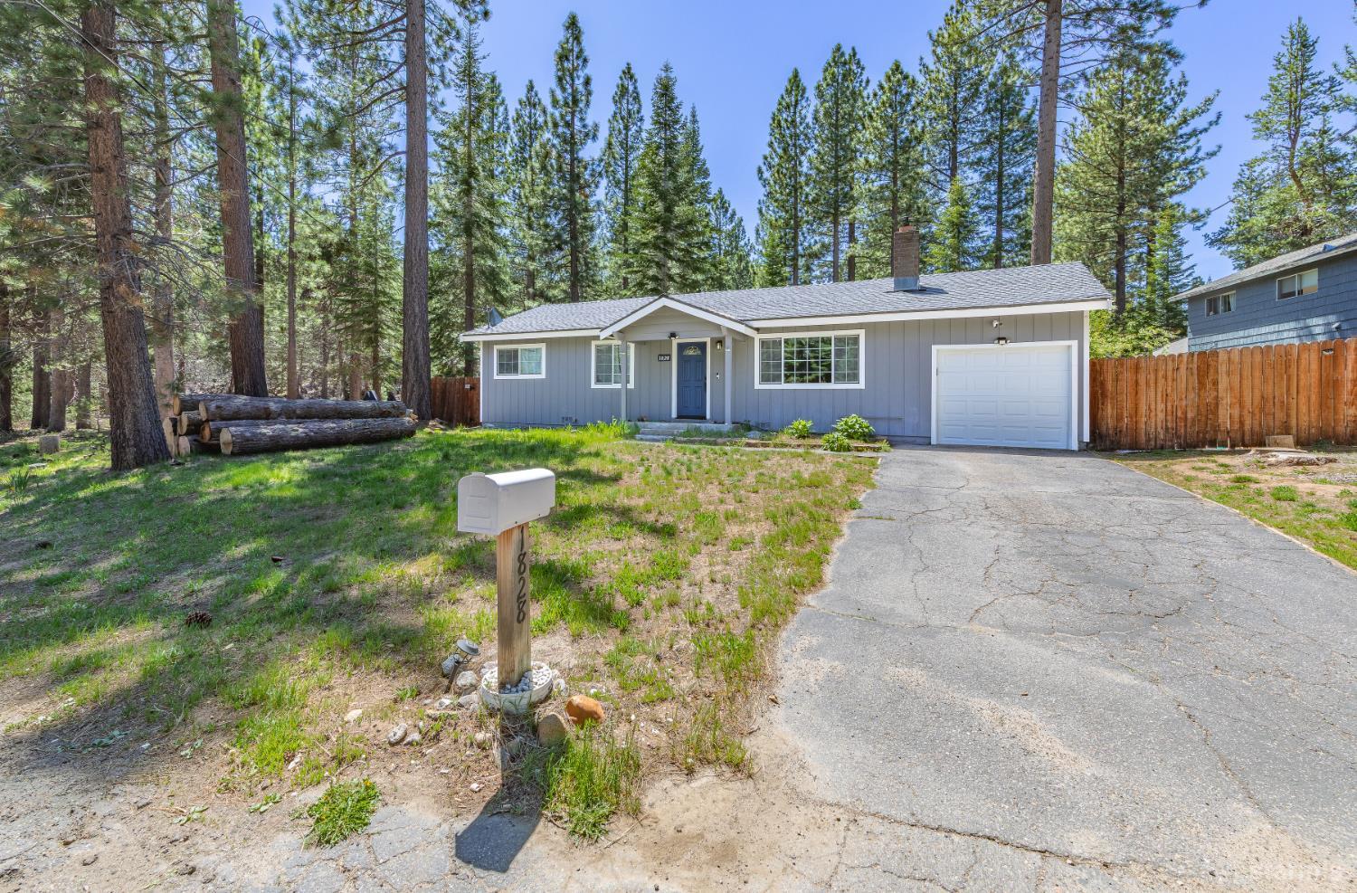 1828 Toppewetah Street