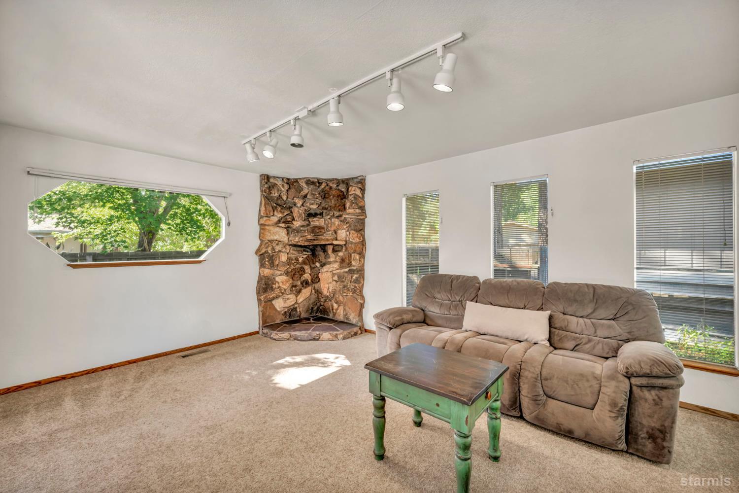2332 Oregon Avenue
