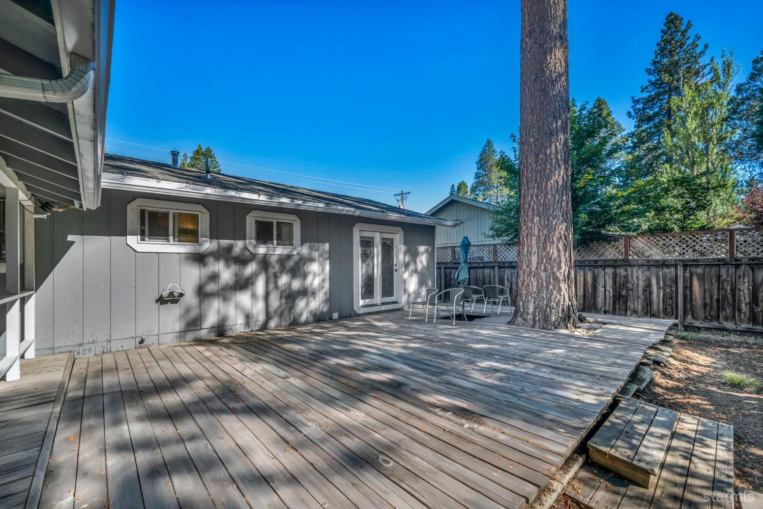 2332 Oregon Avenue