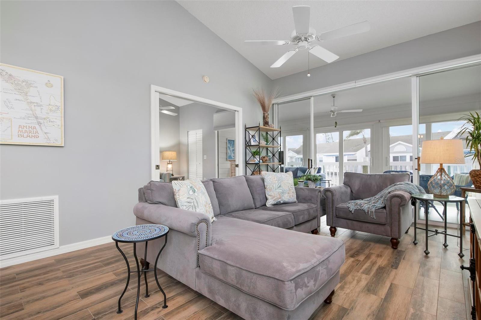 502 WOODSTORK CIR