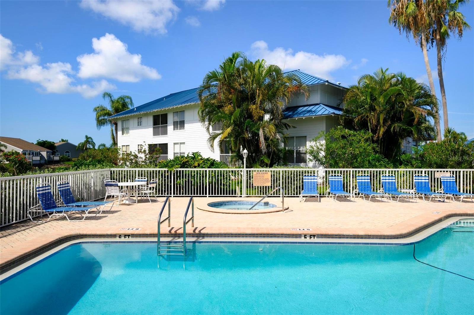502 WOODSTORK CIR