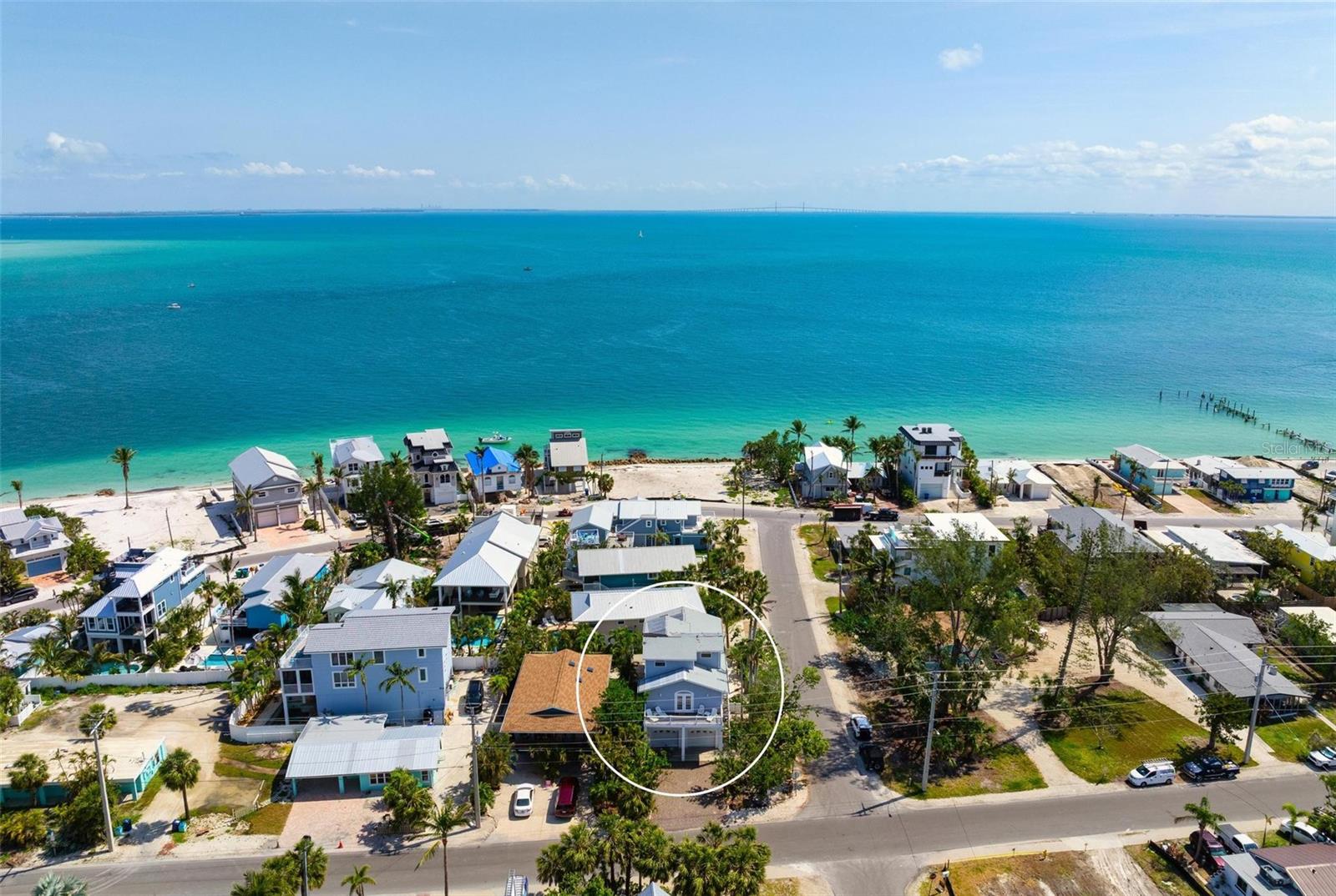 802 N BAY BLVD