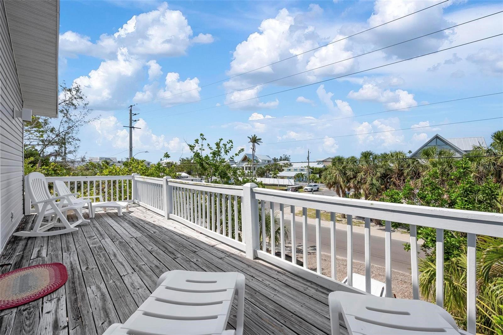 802 N BAY BLVD