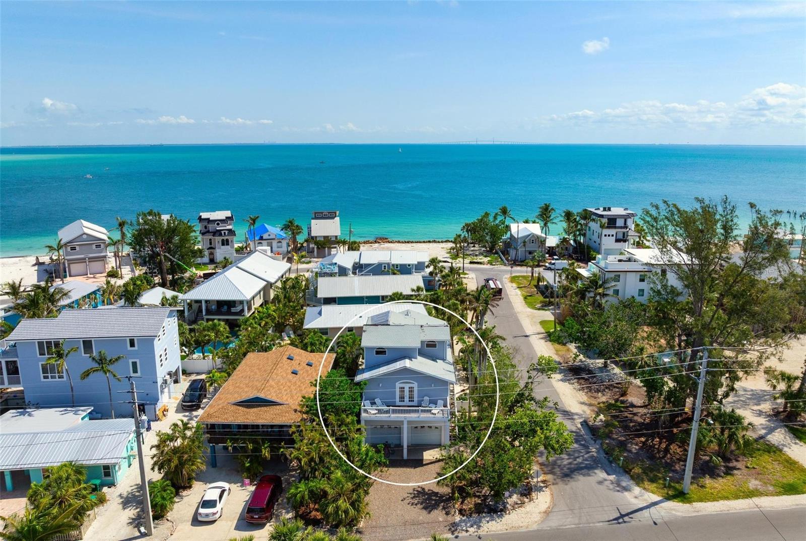 802 N BAY BLVD
