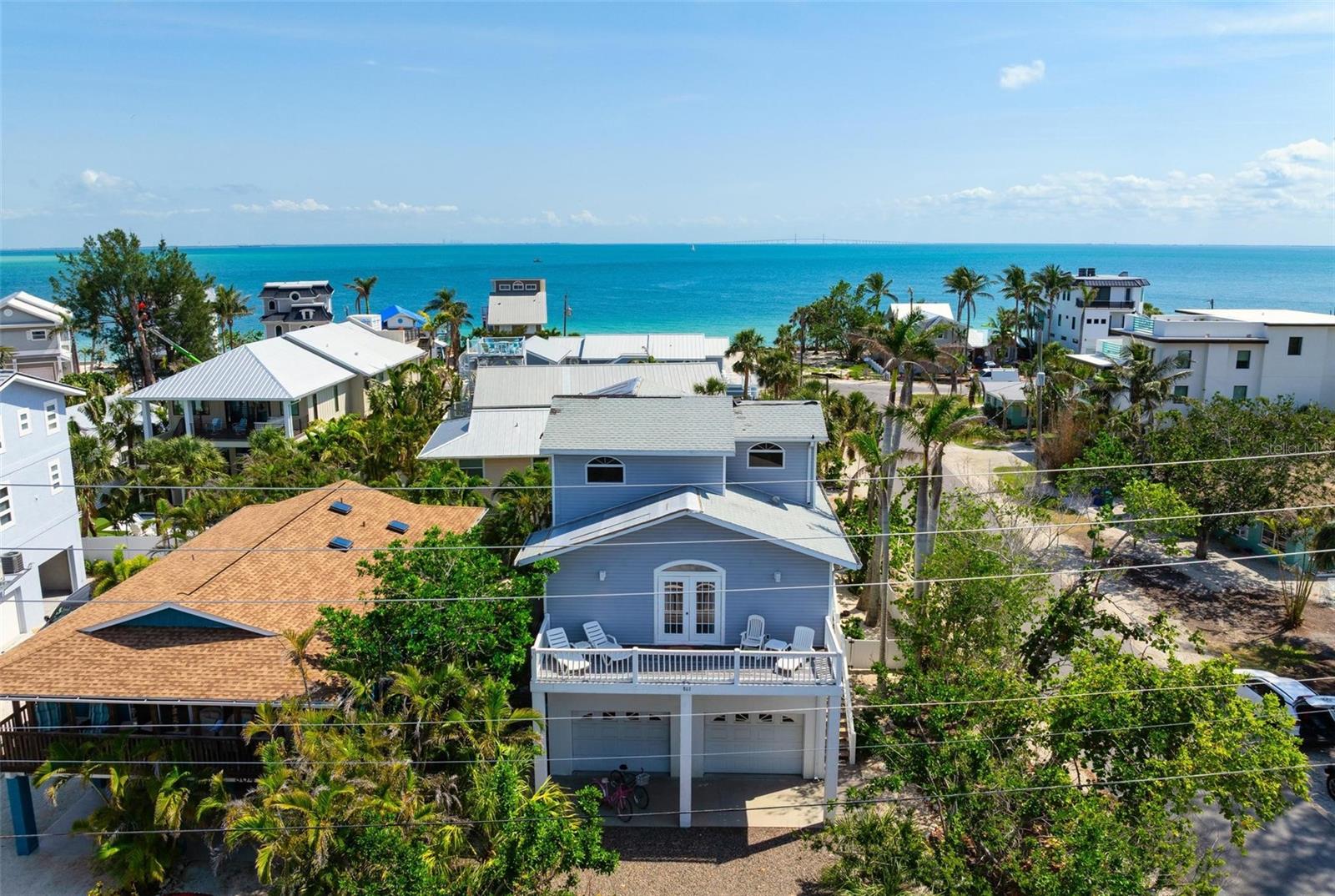 802 N BAY BLVD