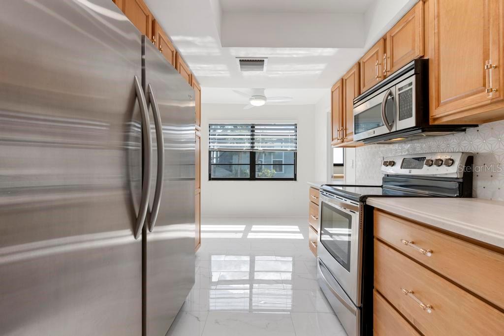 4255 GULF DR #116