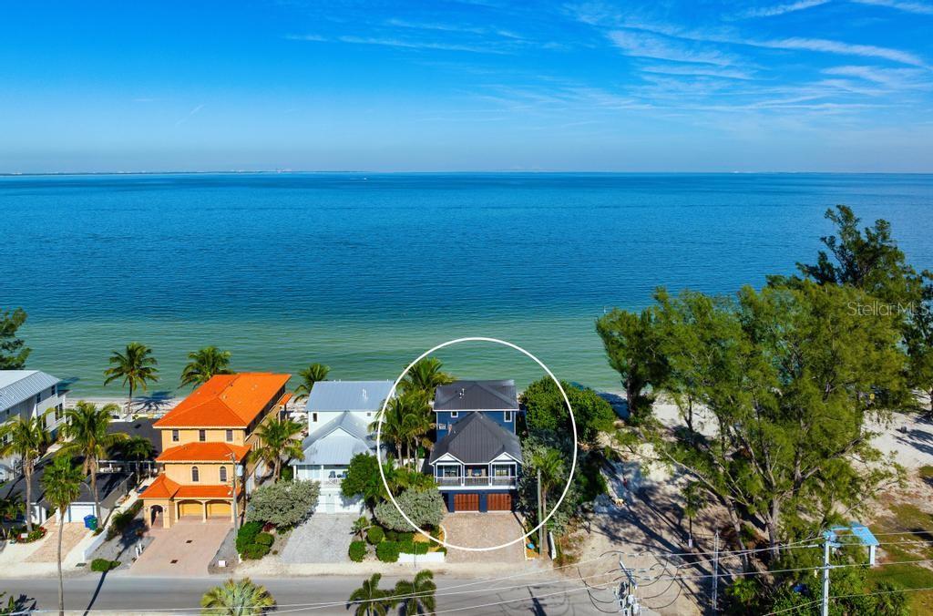 915 N SHORE DR