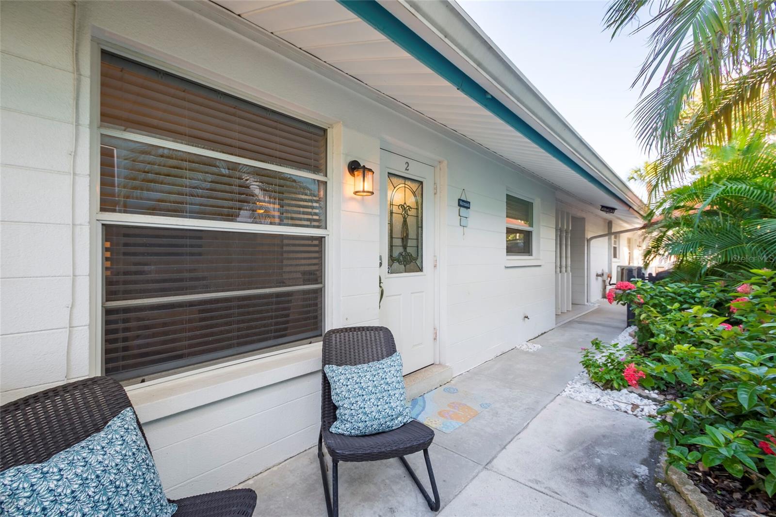107 PINE AVE