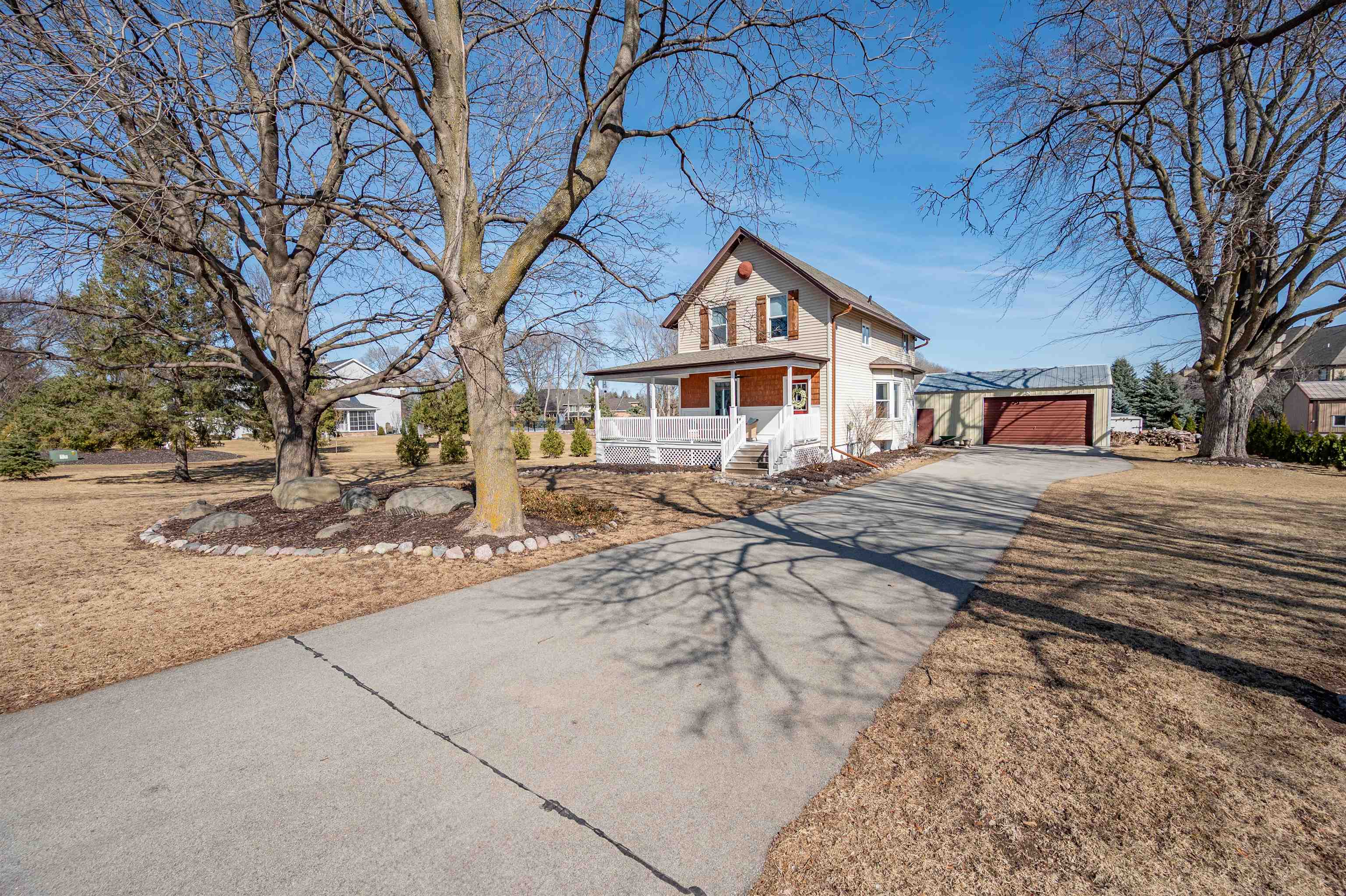 916 BAYVIEW Road