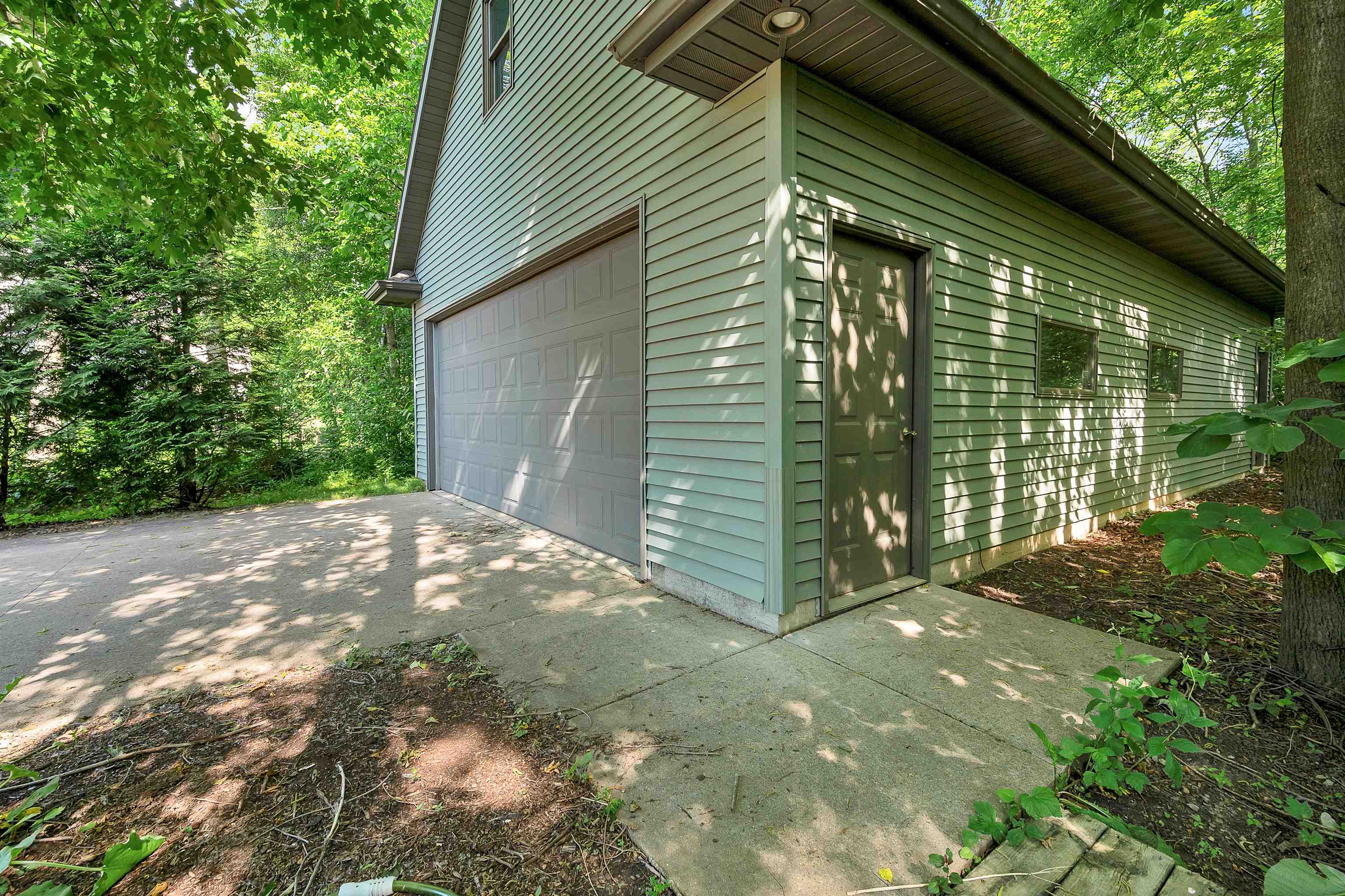 W3866 LONE OAK Drive