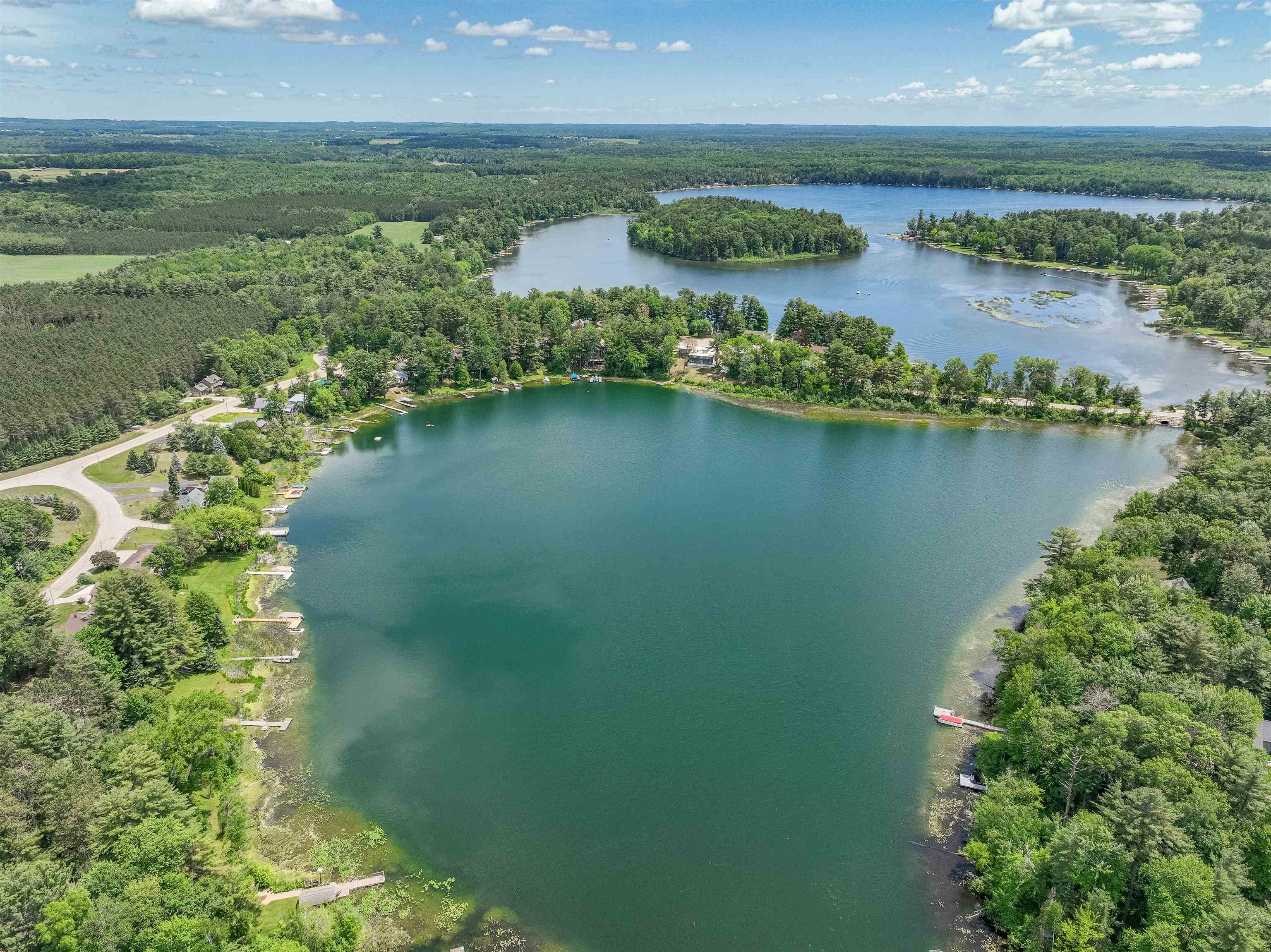 W8894 CLOVERLEAF LAKE Road