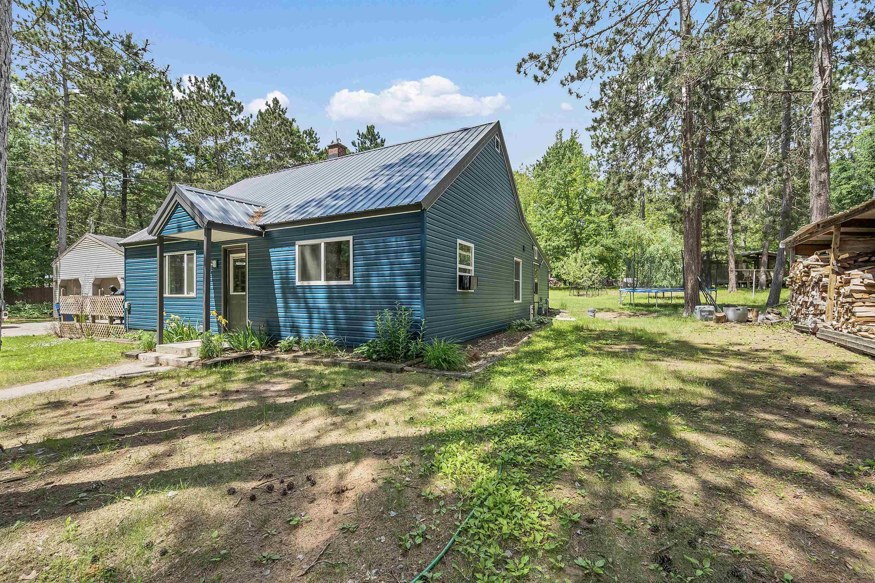 W8894 CLOVERLEAF LAKE Road